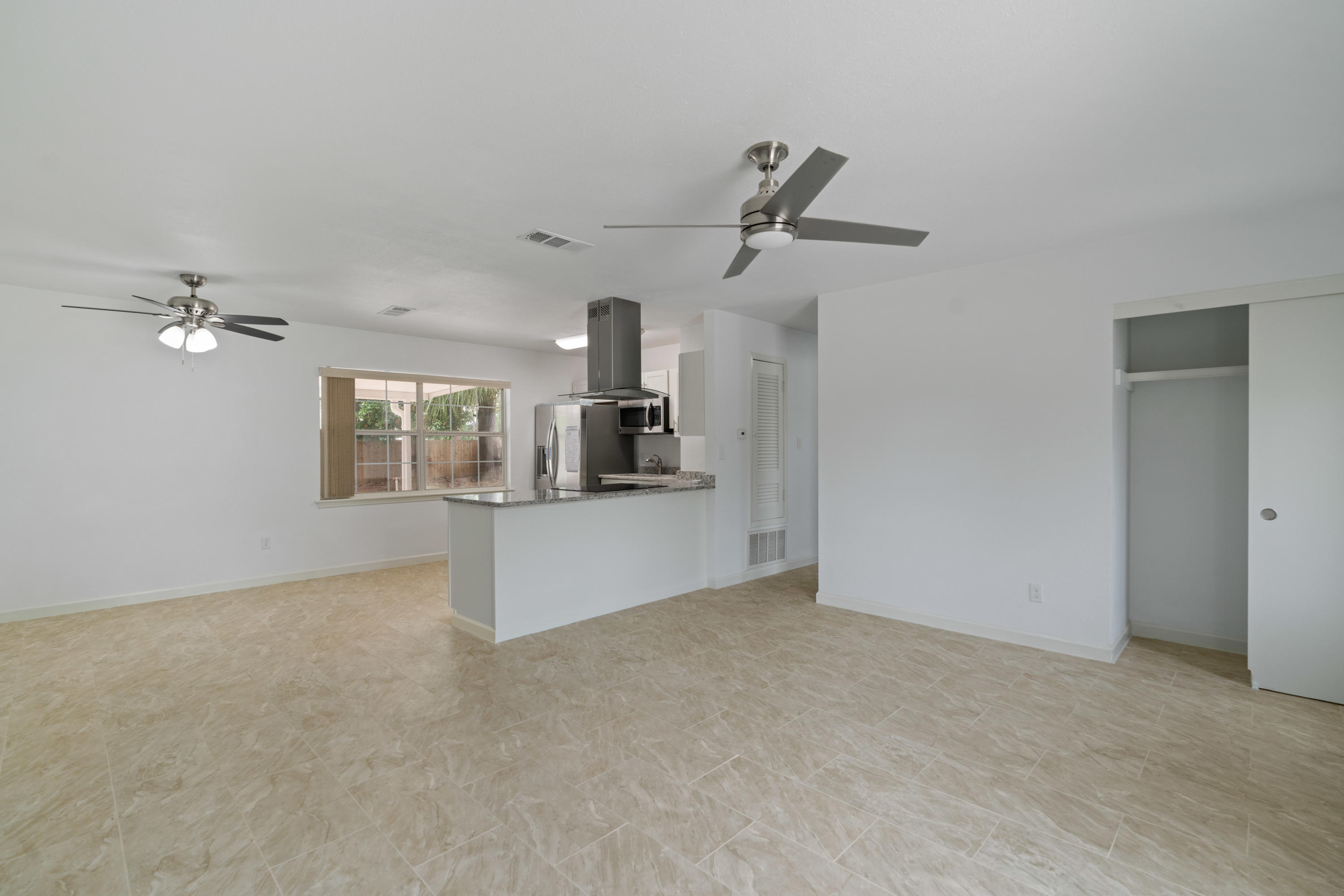 234 Santa Rosa Street Southwest Fort Walton Beach, FL 32548 - Photo 3 of 22 Gallery Image 3