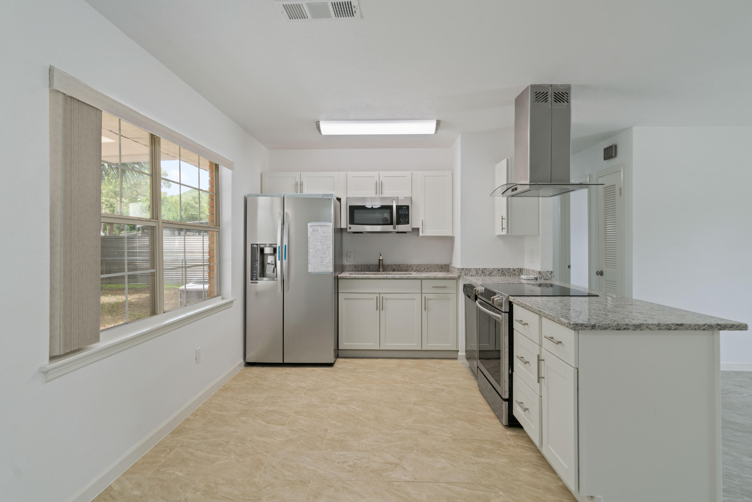 234 Santa Rosa Street Southwest Fort Walton Beach, FL 32548 - Photo 5 of 22 Gallery Image 5