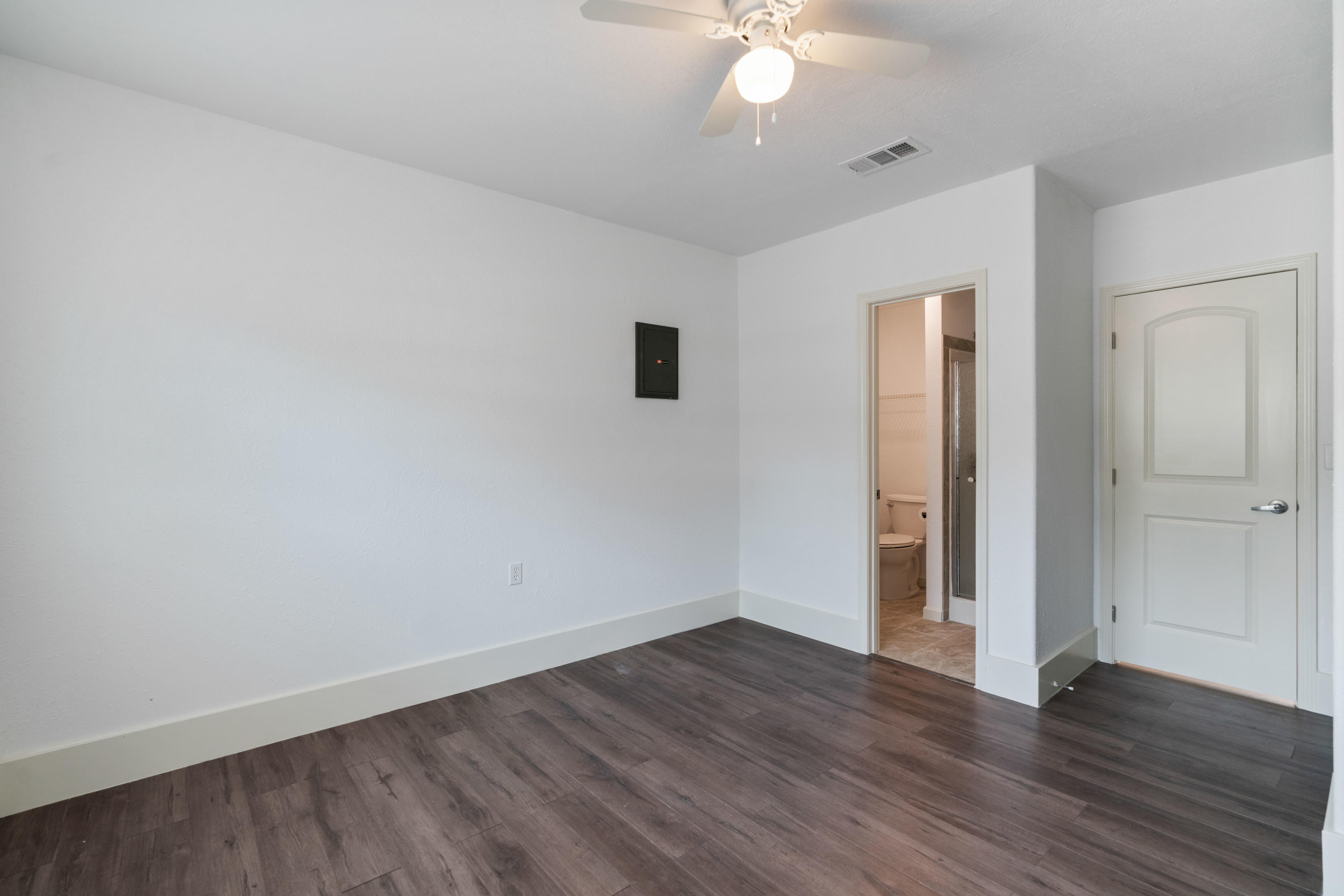 234 Santa Rosa Street Southwest Fort Walton Beach, FL 32548 - Photo 7 of 22 Gallery Image 7