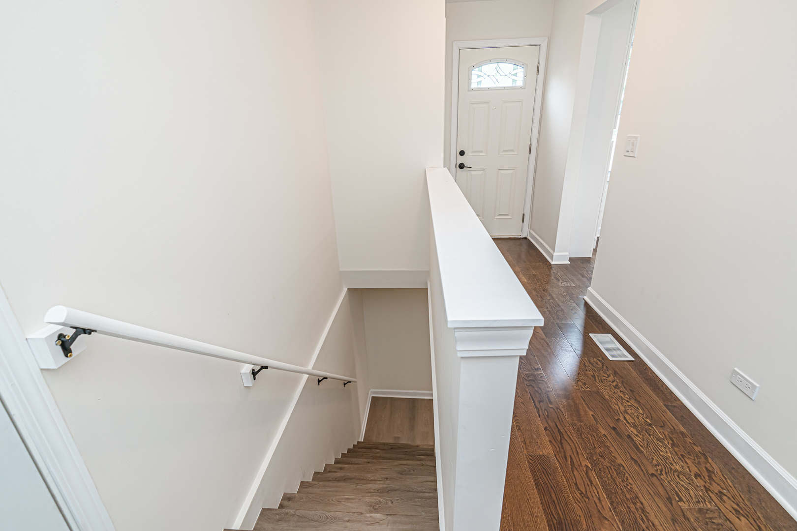 1412 Willcrest Road Naperville, IL 60540 - Photo 13 of 20