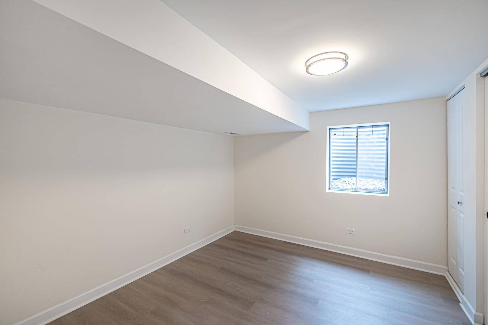 1412 Willcrest Road Naperville, IL 60540 - Photo 17 of 20