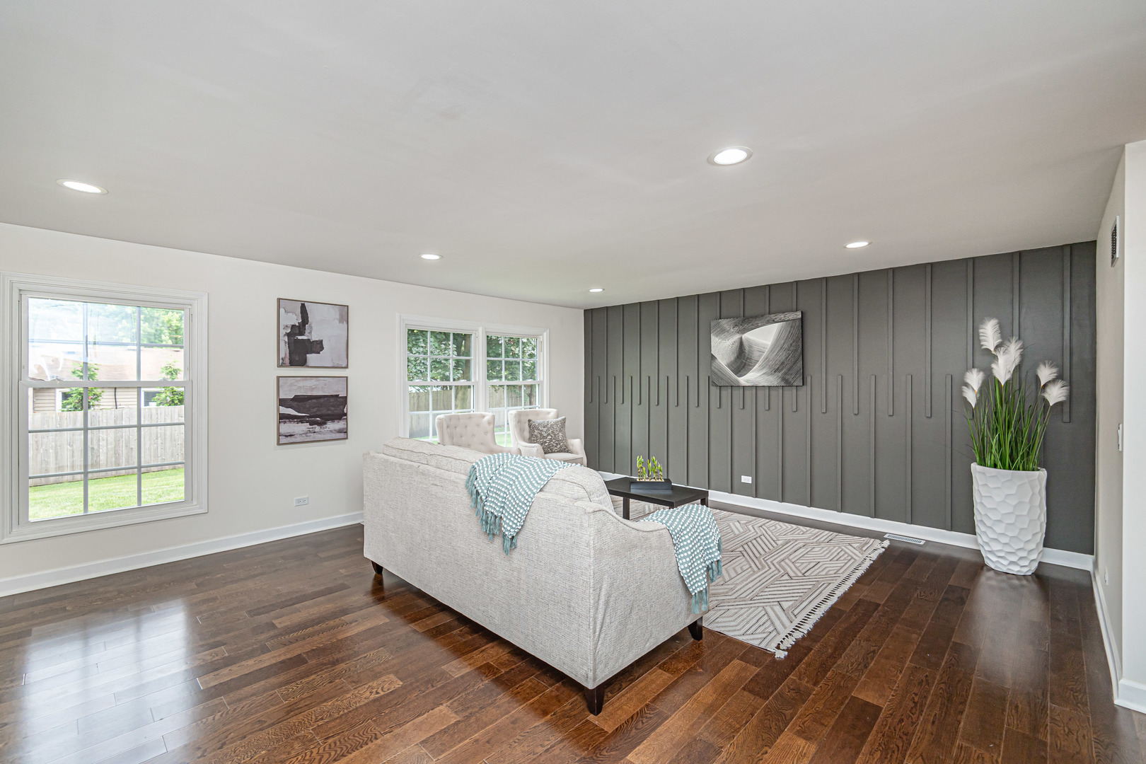 1412 Willcrest Road Naperville, IL 60540 - Photo 2 of 20