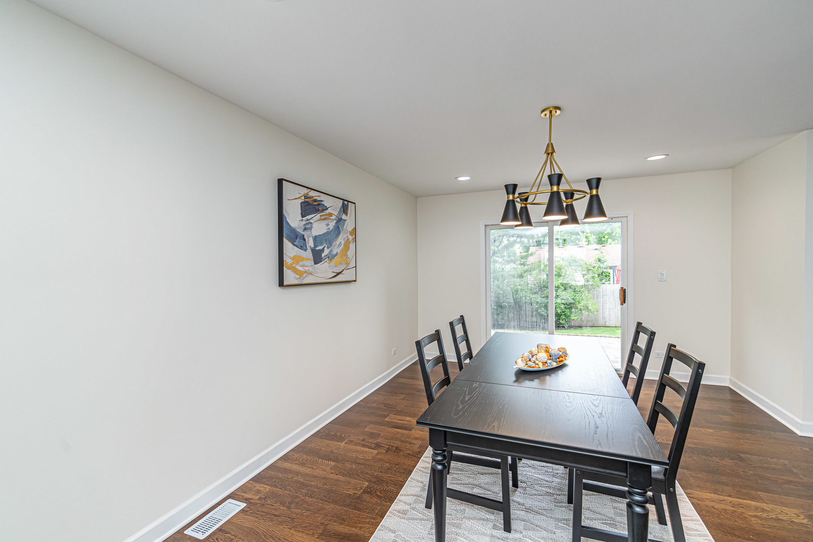 1412 Willcrest Road Naperville, IL 60540 - Photo 6 of 20