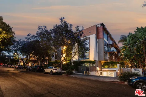 $1,485,000 | 1250 North Harper Avenue, Unit PH421, Los Angeles, CA 90046