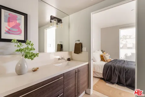$1,550,000 | 1250 North Harper Avenue, Unit PH421, Los Angeles, CA 90046