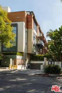$1,550,000 | 1250 North Harper Avenue, Unit PH421, Los Angeles, CA 90046