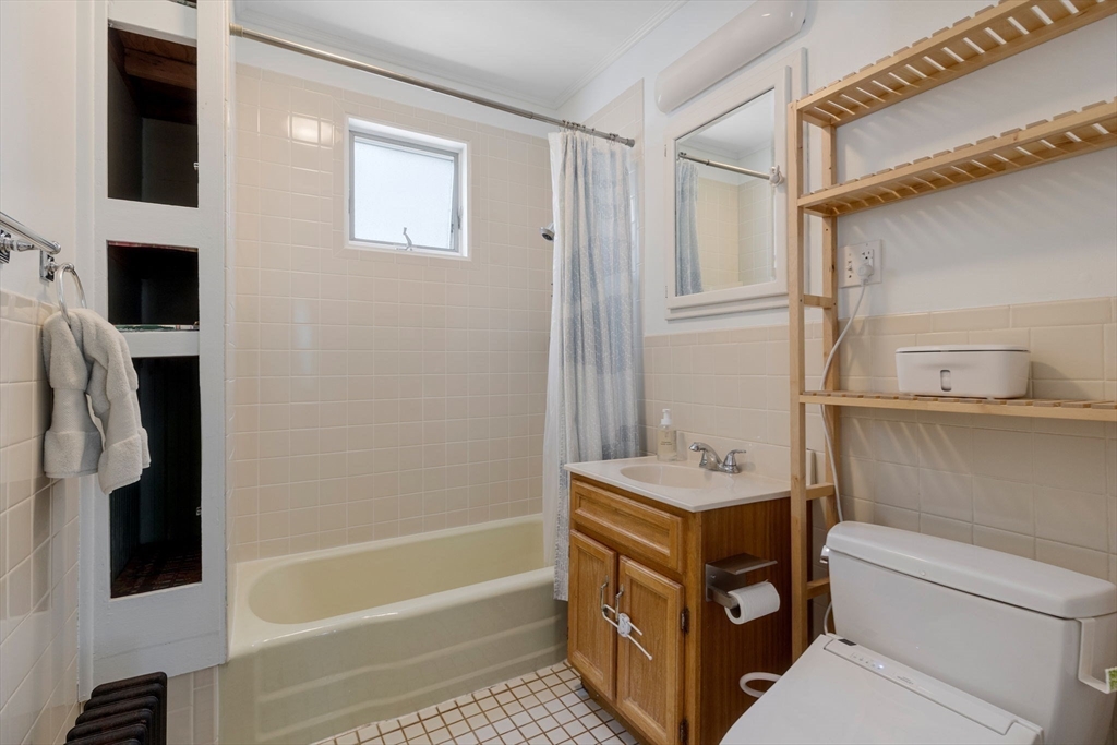 12 Rindgefield Street Cambridge, MA 02140 - Photo 23 of 33 Gallery Image 23