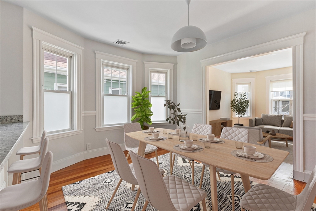 12 Rindgefield Street Cambridge, MA 02140 - Photo 4 of 33 Gallery Image 4
