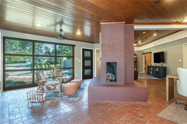 $520,000 | 2210 Winterlochen Road, Fayetteville, NC 28305