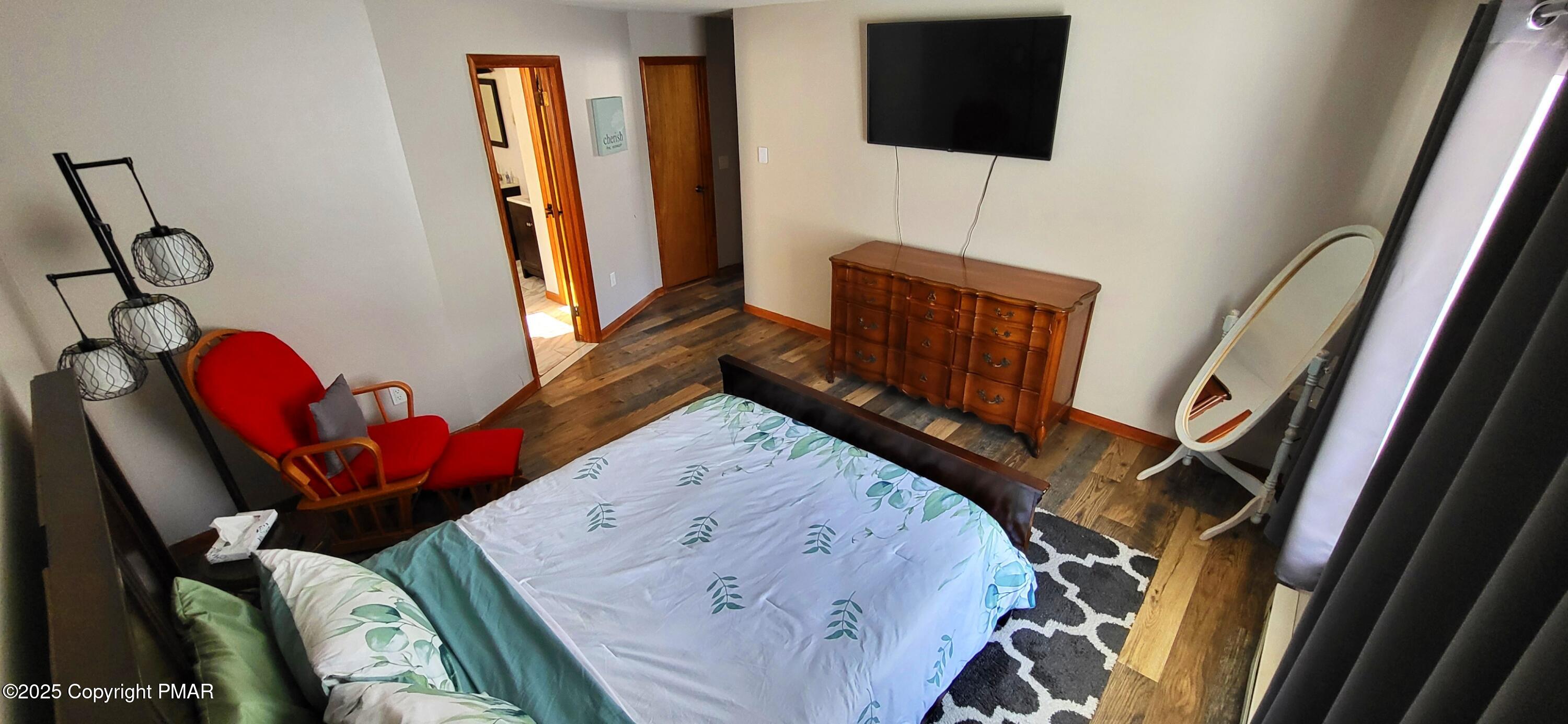 154 Dunchurch Drive Bushkill, PA 18324 - Photo 19 of 49 20250122_114157