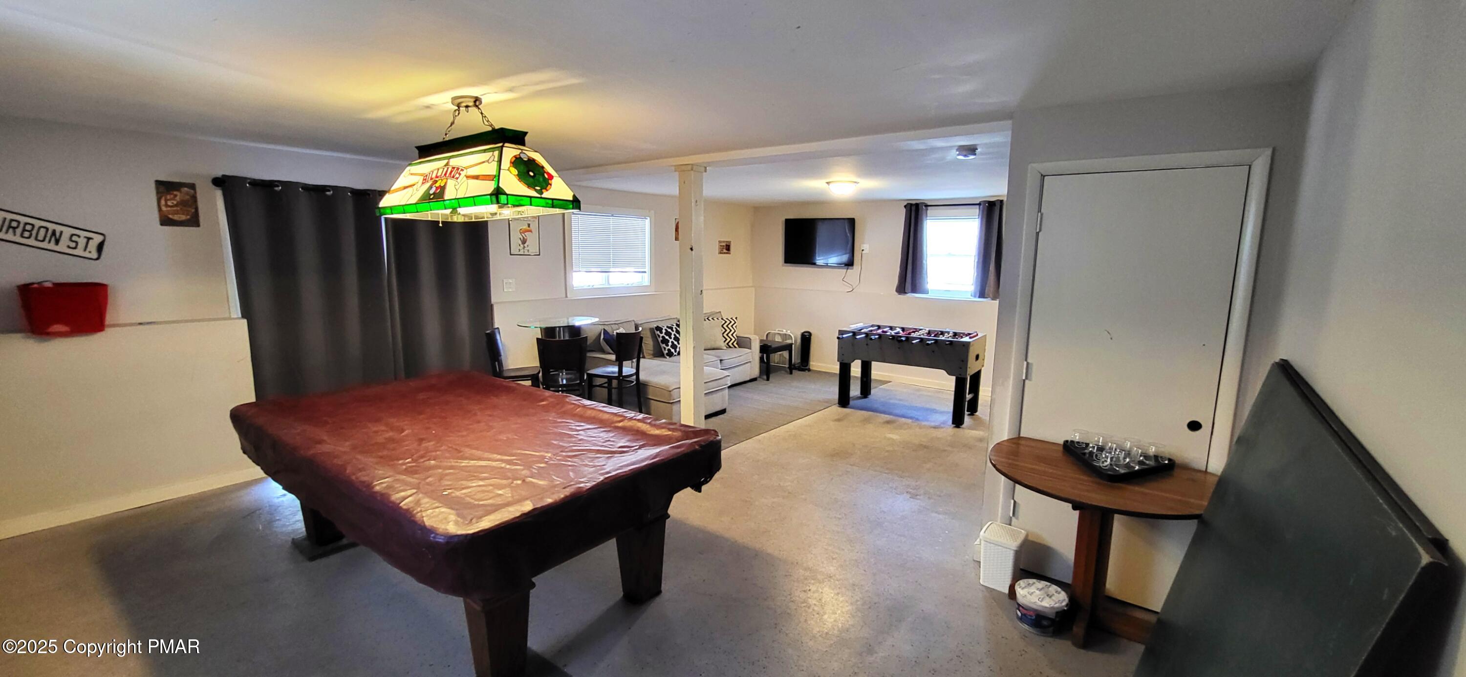 154 Dunchurch Drive Bushkill, PA 18324 - Photo 34 of 49 20250122_114623