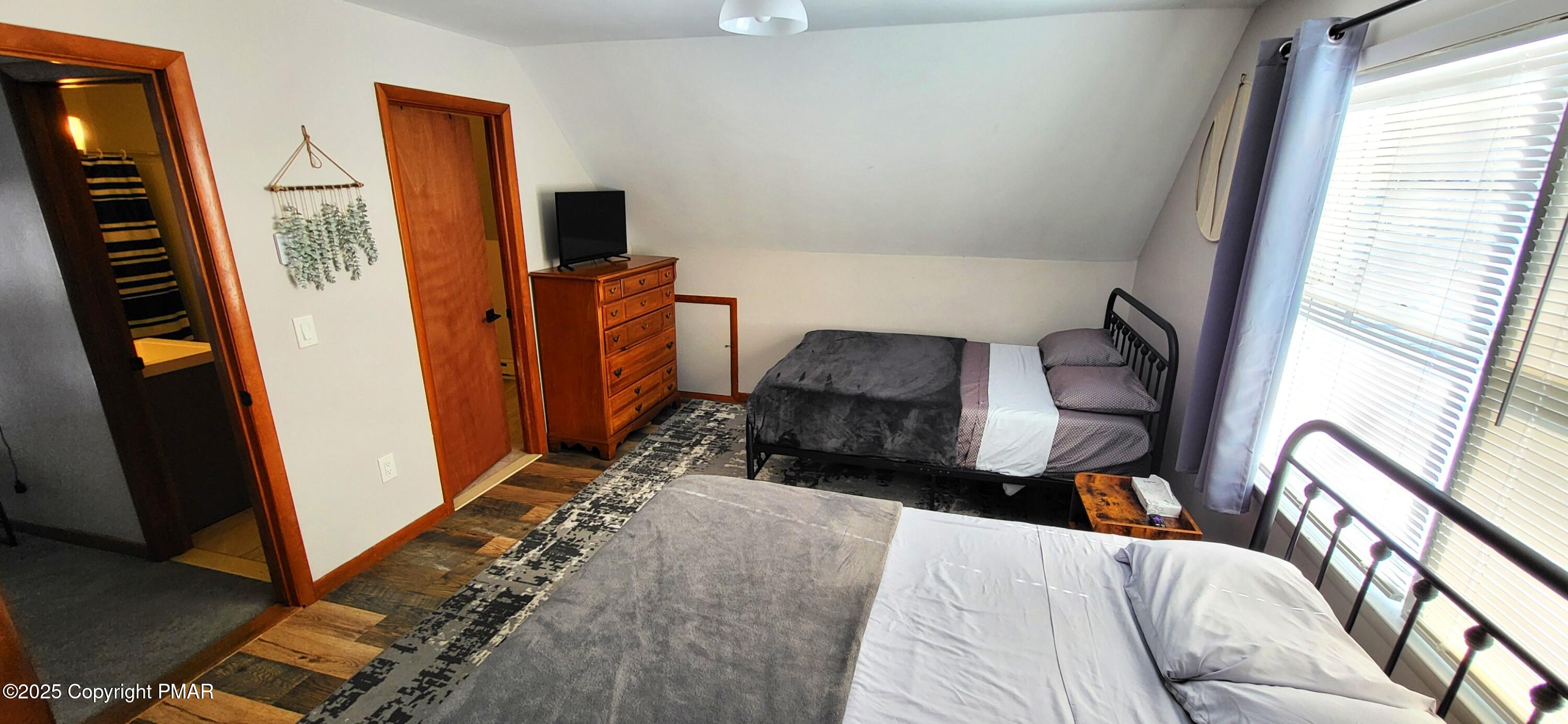 154 Dunchurch Drive Bushkill, PA 18324 - Photo 41 of 49 20250122_114845