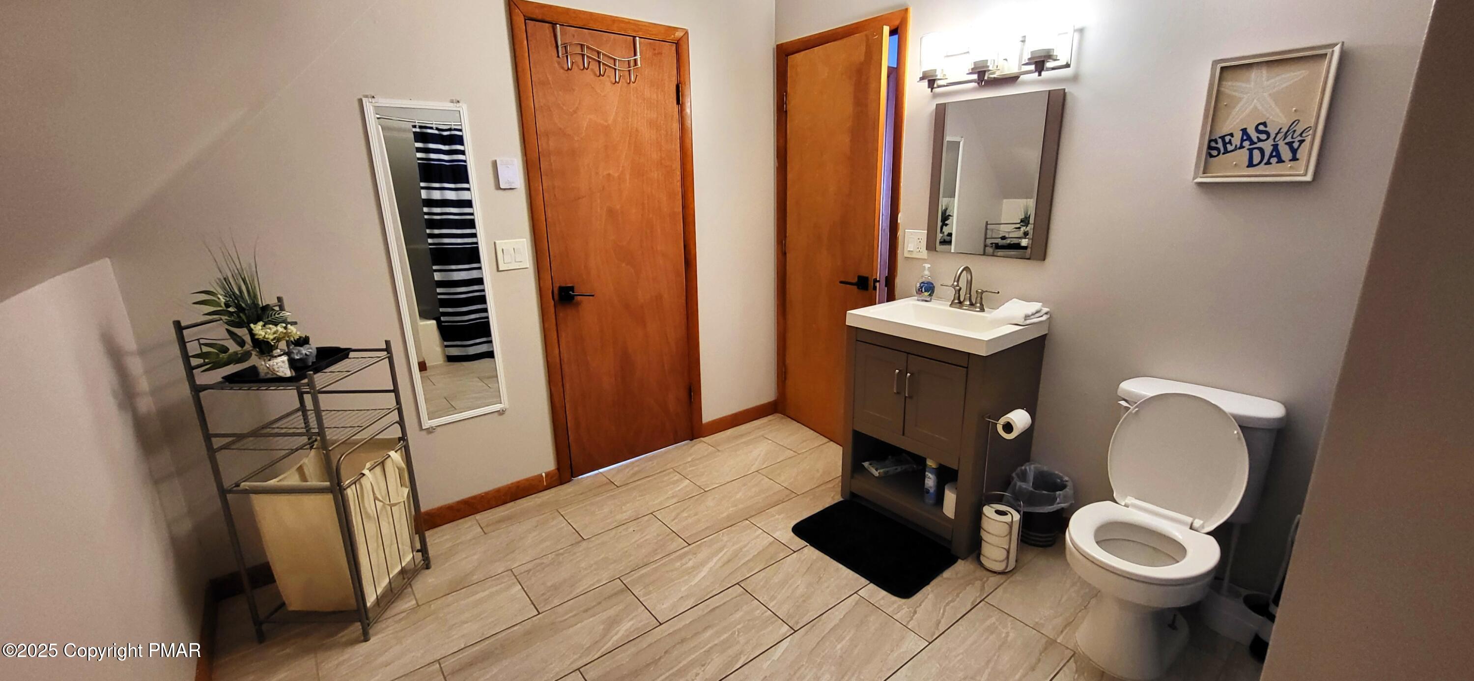 154 Dunchurch Drive Bushkill, PA 18324 - Photo 44 of 49 20250122_114938