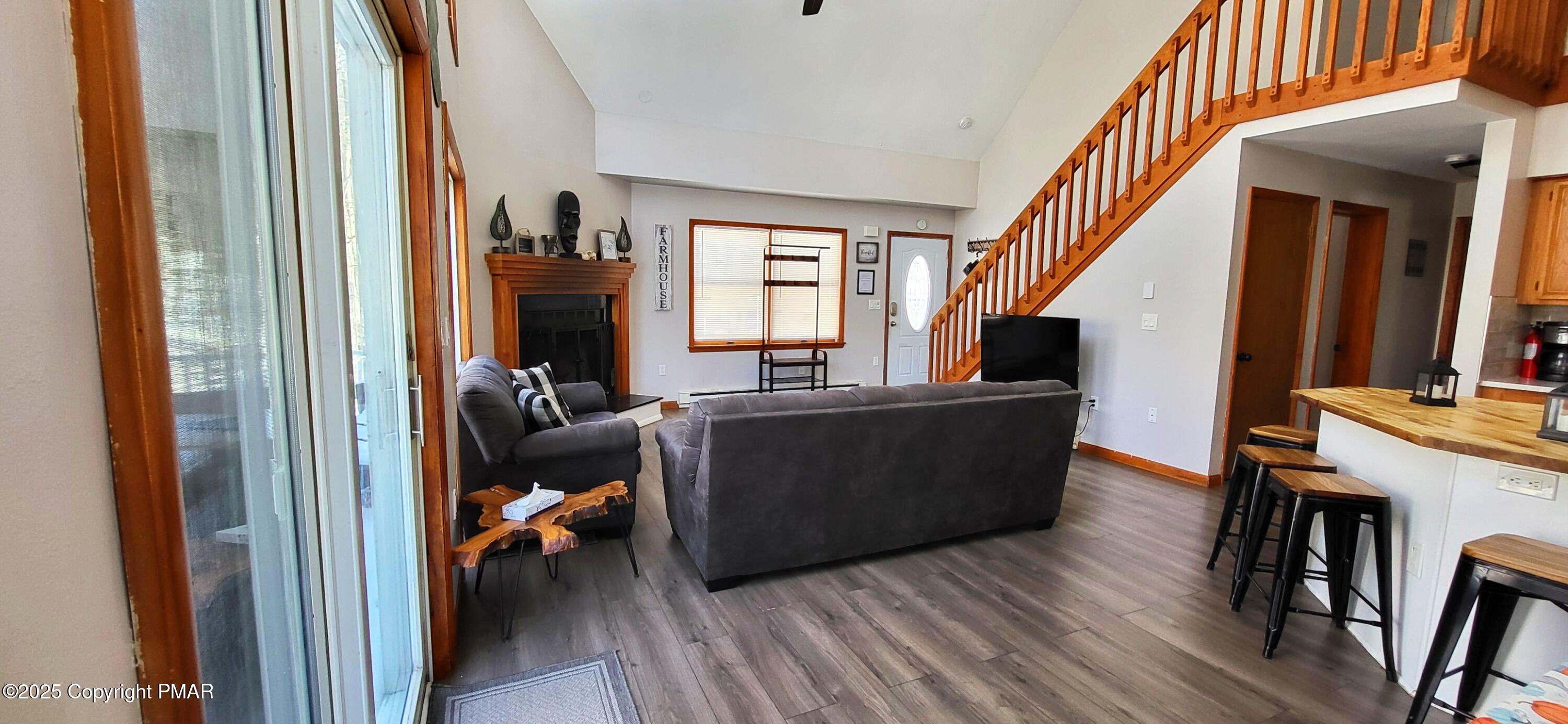 154 Dunchurch Drive Bushkill, PA 18324 - Photo 8 of 49 20250122_113602