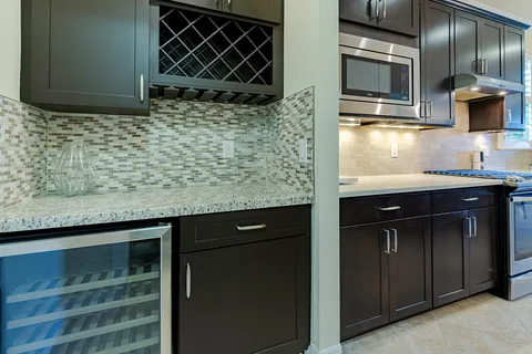 $529,000 | 221 Southeast Longview Drive, Port St. Lucie, FL 34984