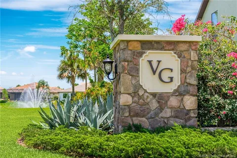 $529,000 | 221 Southeast Longview Drive, Port St. Lucie, FL 34984
