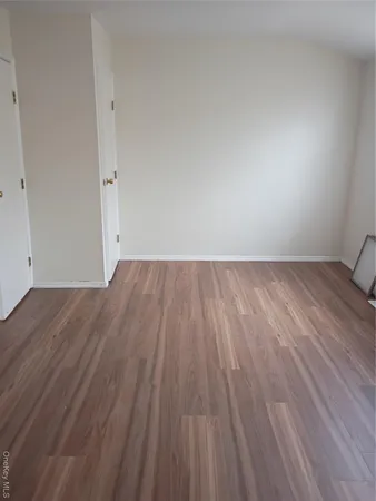 $359,000 | 87 Hill Court, Unit 87, Calverton, NY 11933