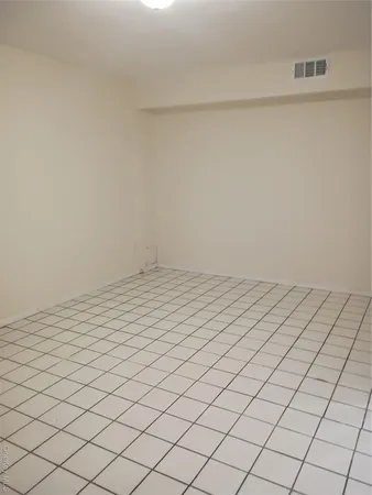 $359,000 | 87 Hill Court, Unit 87, Calverton, NY 11933