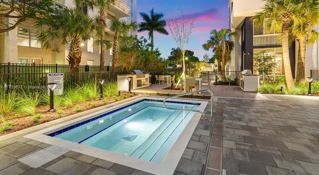 $2,399 | 740 North Dixie Highway, Unit A2, West Palm Beach, FL 33401