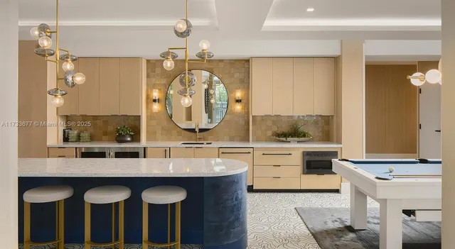 $2,399 | 740 North Dixie Highway, Unit A2, West Palm Beach, FL 33401