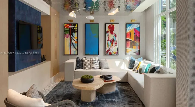 $2,399 | 740 North Dixie Highway, Unit A2, West Palm Beach, FL 33401