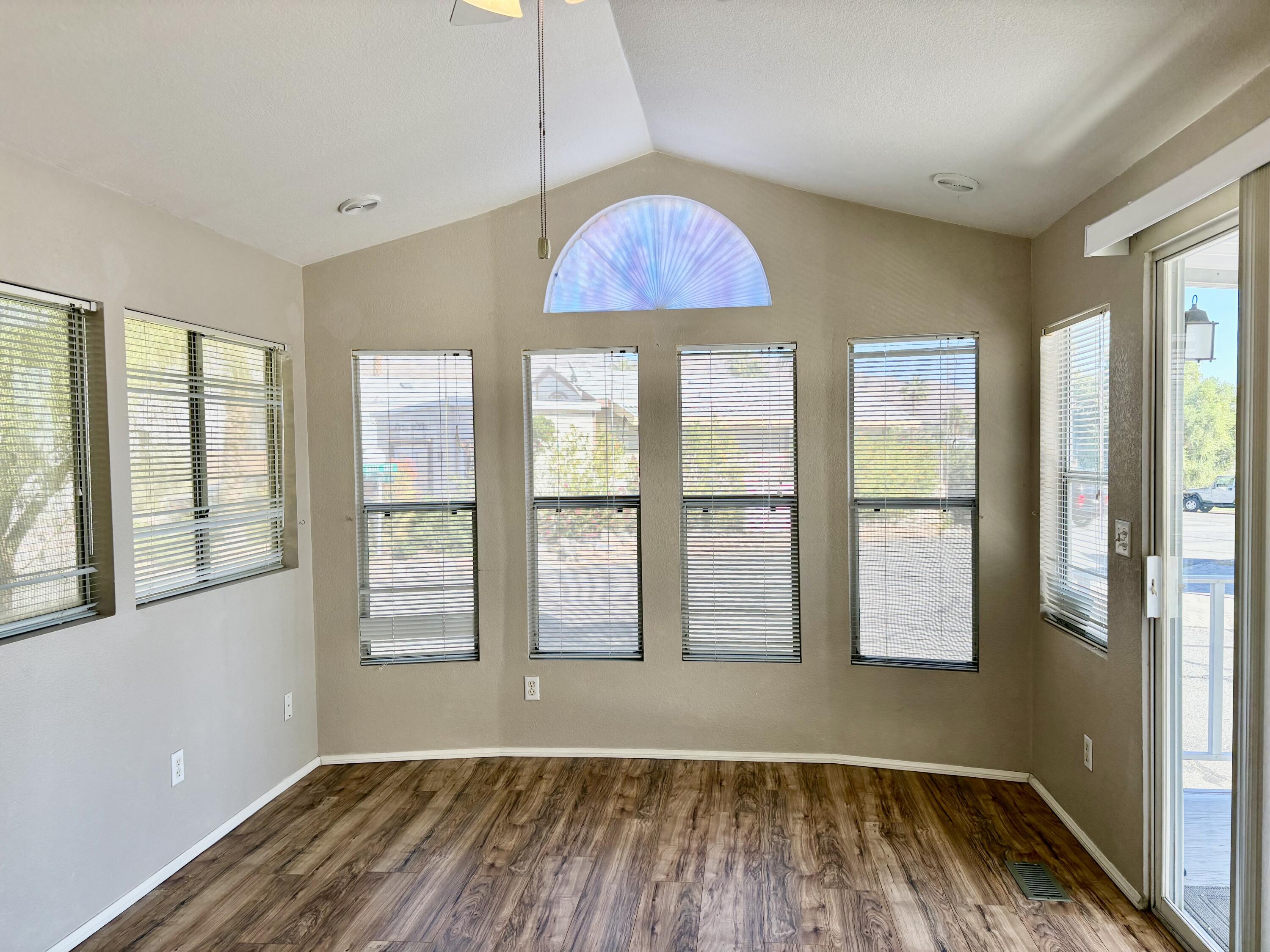 74711 Dillon Road, Unit 173 Desert Hot Springs, CA 92241 - Photo 6 of 47 Living Area