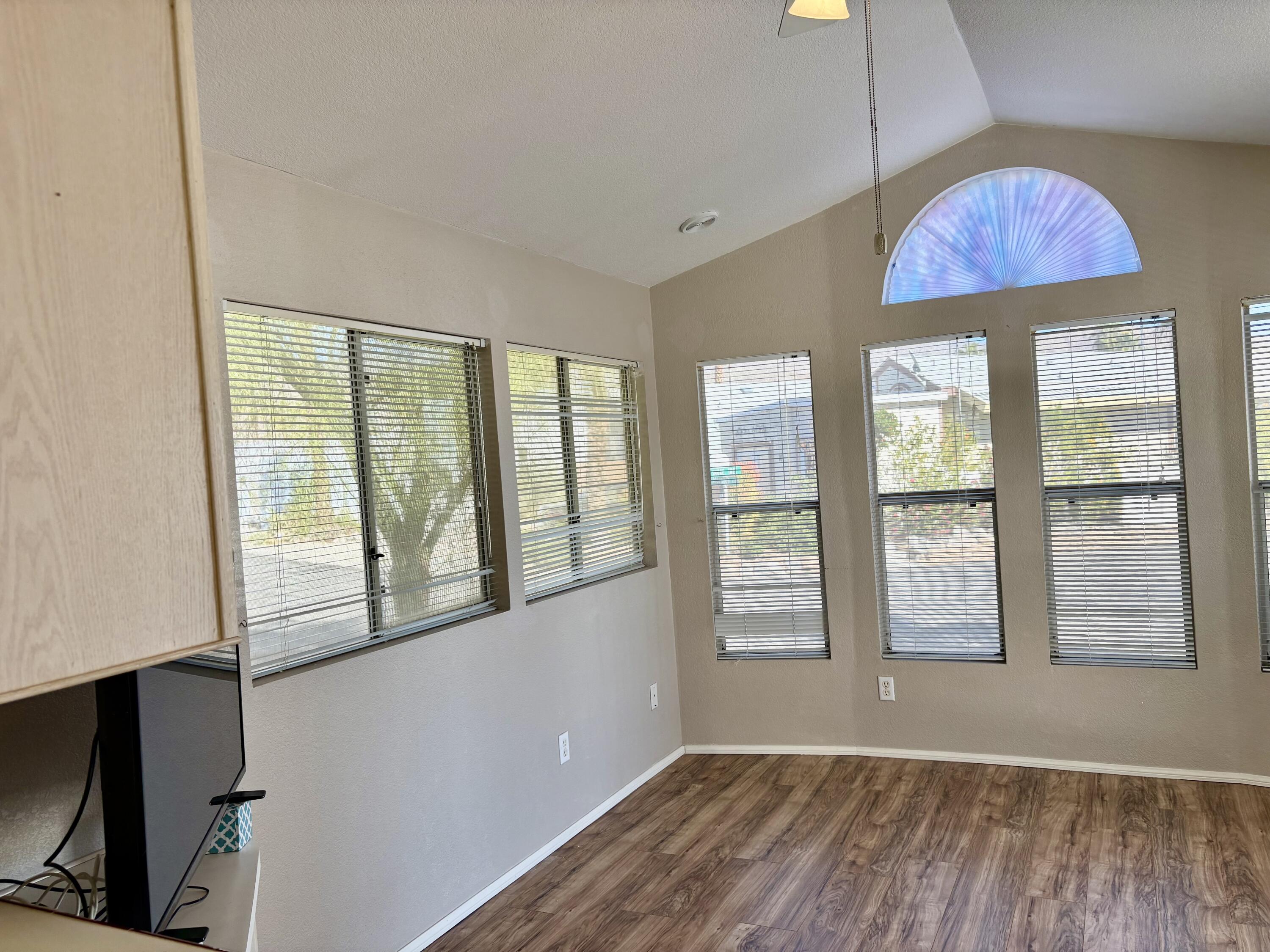 74711 Dillon Road, Unit 173 Desert Hot Springs, CA 92241 - Photo 7 of 47 Living Area