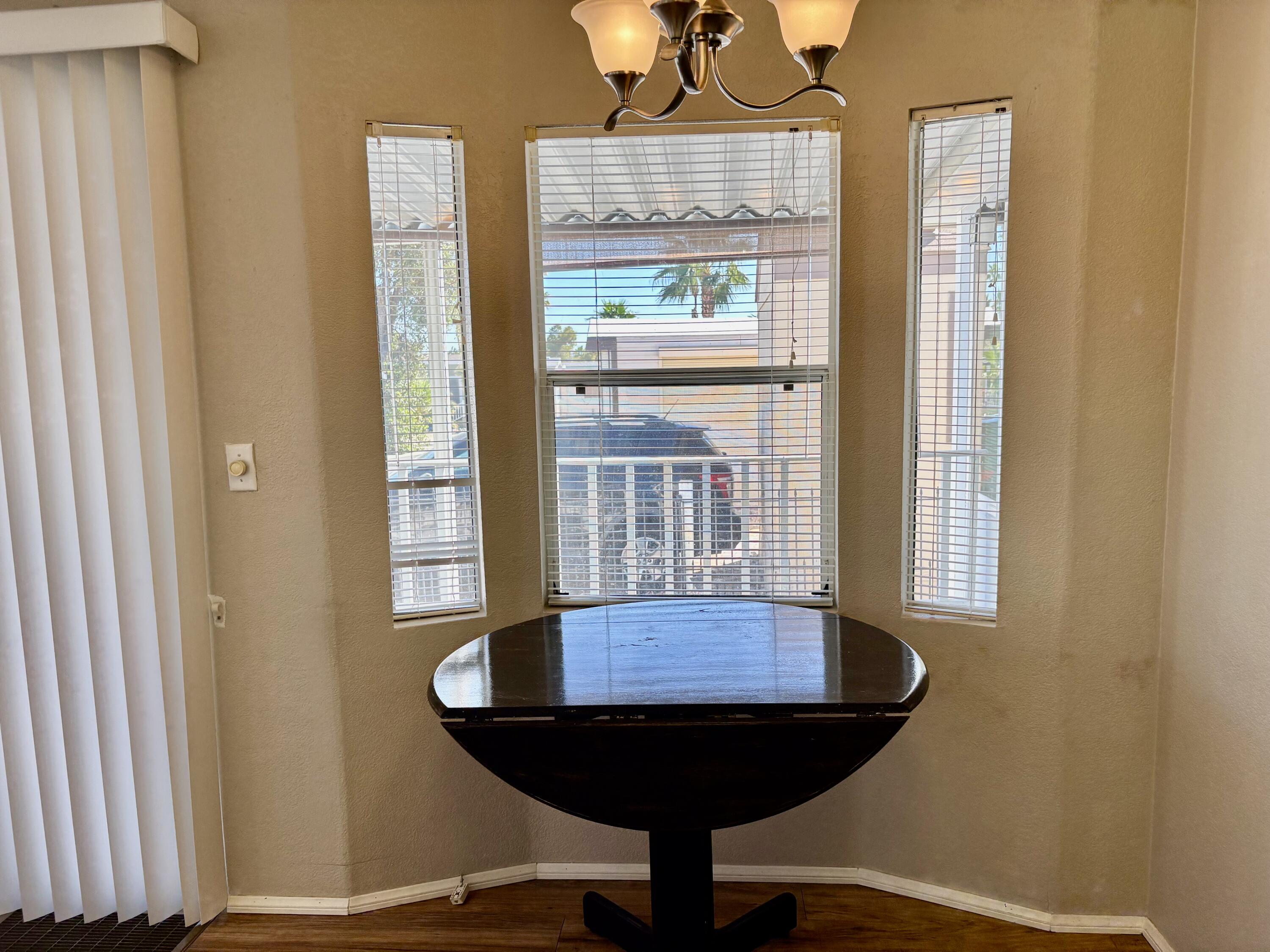 74711 Dillon Road, Unit 173 Desert Hot Springs, CA 92241 - Photo 9 of 47 Dining Area