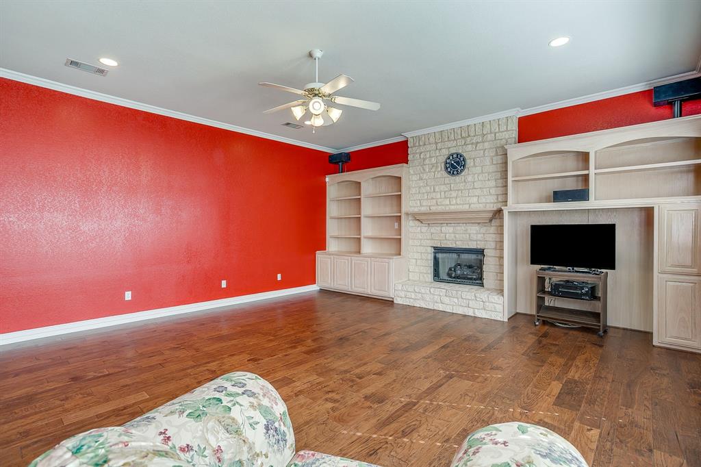 312 Oak Ridge Drive Burleson, TX 76028 - Photo 25 of 40