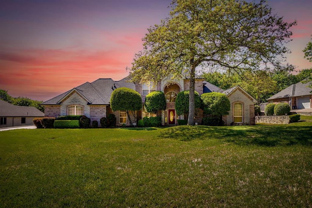 312 Oak Ridge Drive Burleson, TX 76028 - Photo 5 of 40