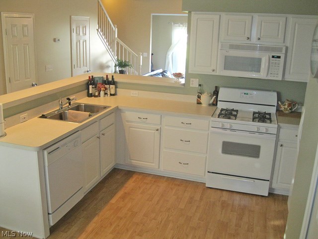 16307 Emerald Point Road Middleburg Heights, OH 44130 - Photo 9 of 12