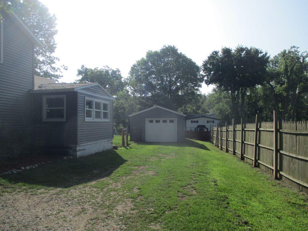 412 North Swan Street Colon, MI 49040 - Photo 16 of 18 garage 1
