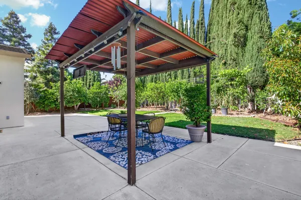 $799,998 | 2040 Iberis Court, Tracy, CA 95376
