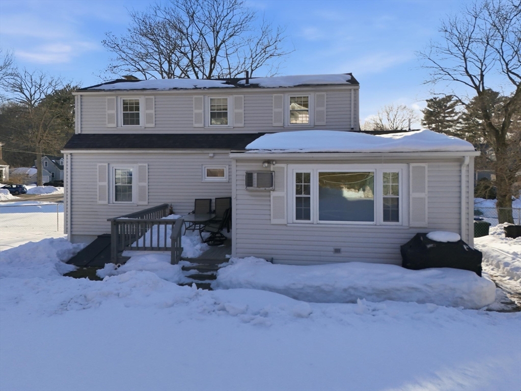 16 Sunnyfield Road Bedford, MA 01730 - Photo 29 of 33 Gallery Image 29