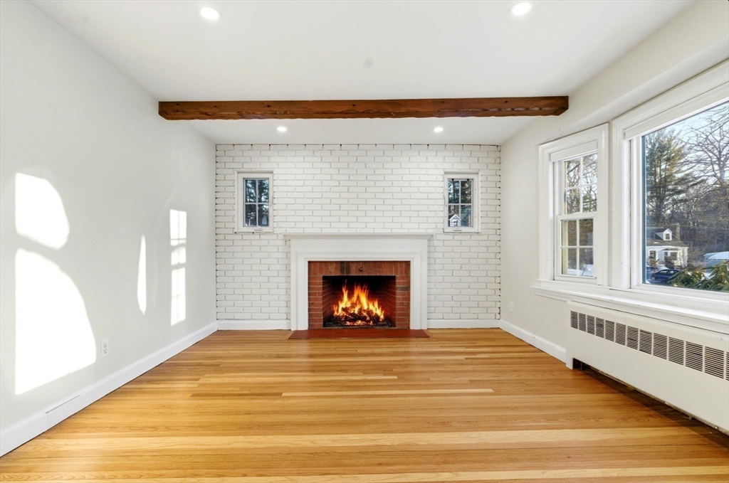 16 Sunnyfield Road Bedford, MA 01730 - Photo 5 of 33 Gallery Image 5