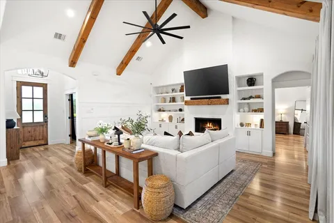 $675,000 | 1074 Pioneer Crossing, Weatherford, TX 76088