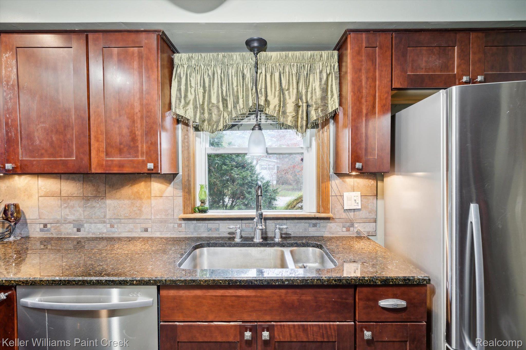 4892 Lakeshore Road Lexington, MI 48450 - Photo 18 of 31 Gallery Image 18