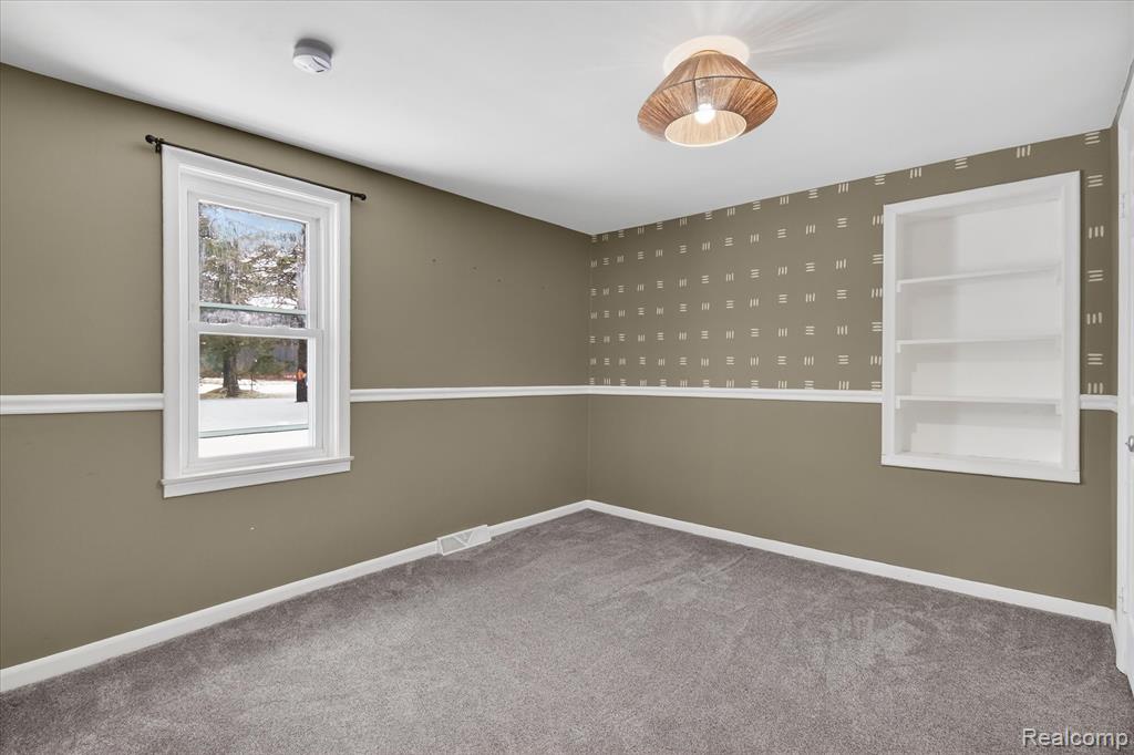 23650 Elwell Road Belleville, MI 48111 - Photo 22 of 44 Gallery Image 22
