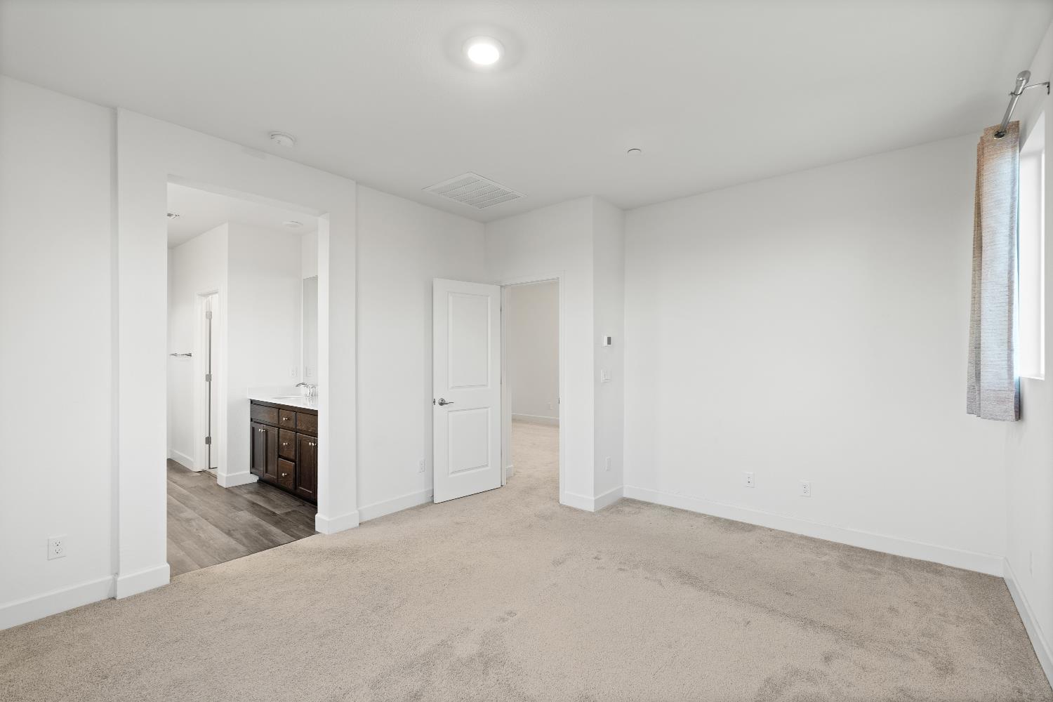 2302 Raphael Way Lodi, CA 95242 - Photo 35 of 57
