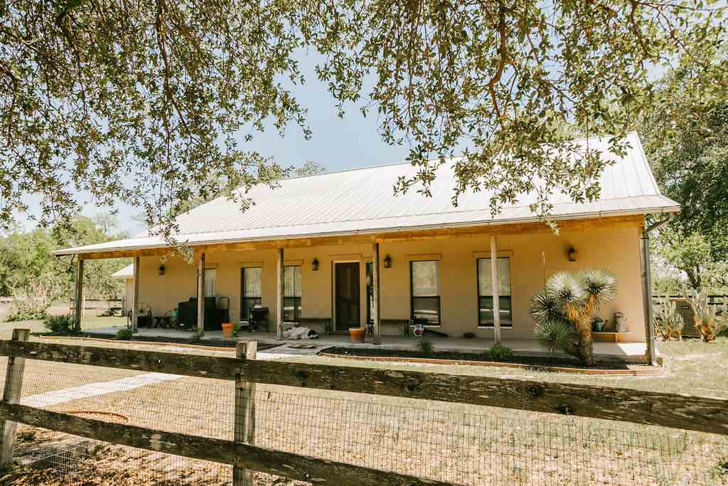 375 Co Road Uvalde, TX 78801 - Photo 12 of 30 front view of a house with a porch