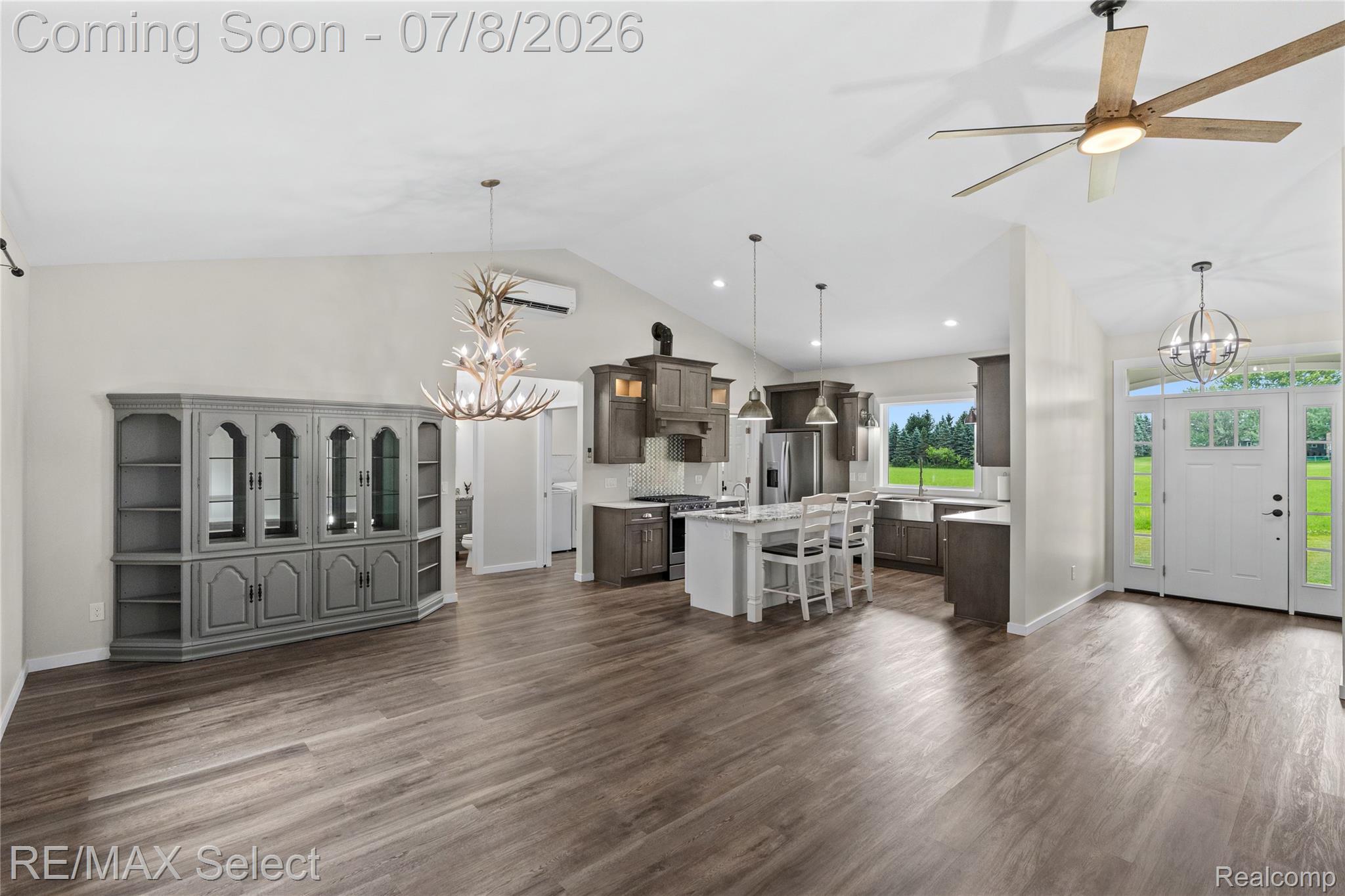 11025 Davison Road Davison, MI 48423 - Photo 31 of 75 11025 Davison Road 057.jpg