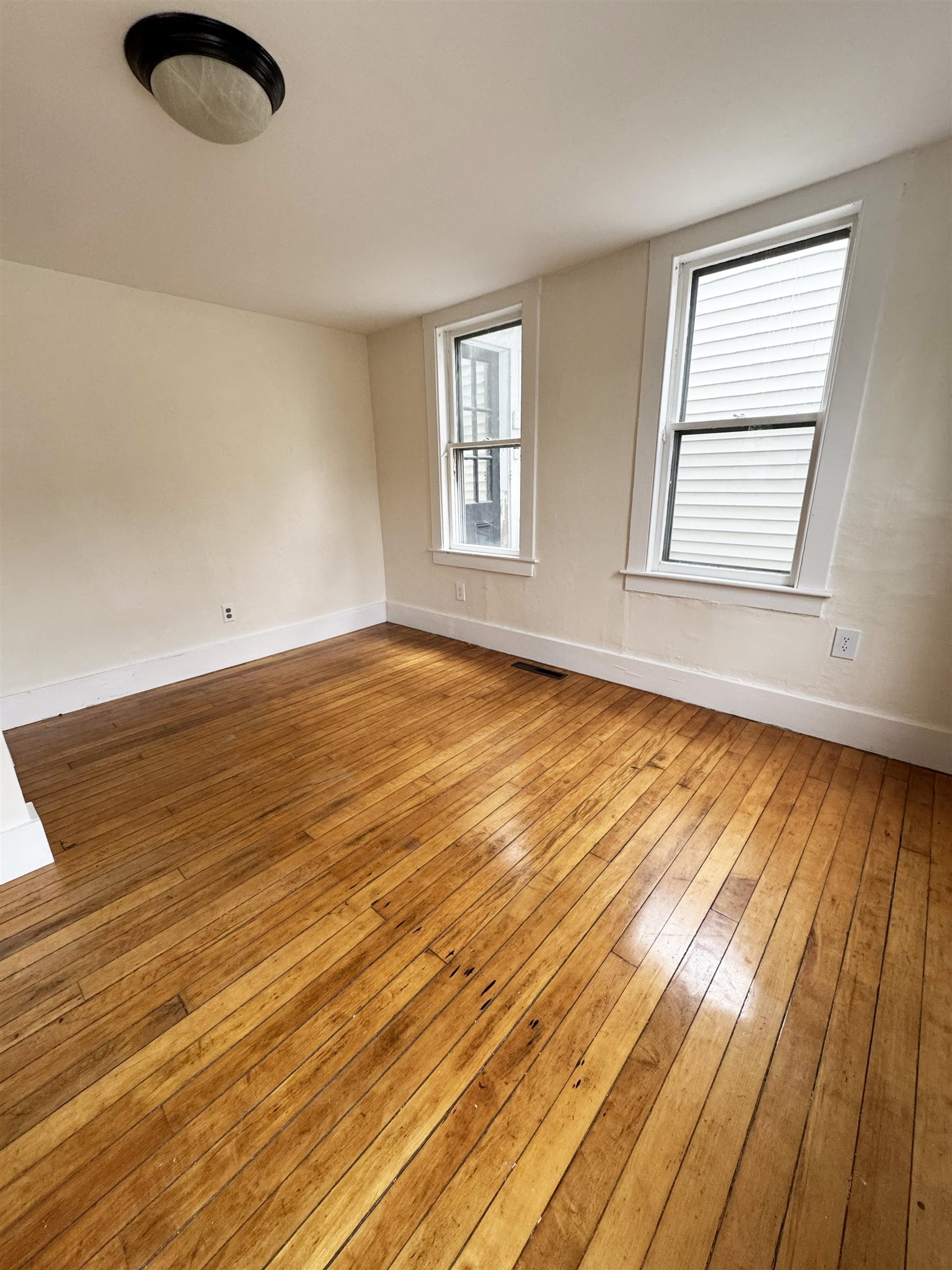 48 New York Street Dover, NH 03820 - Photo 12 of 14