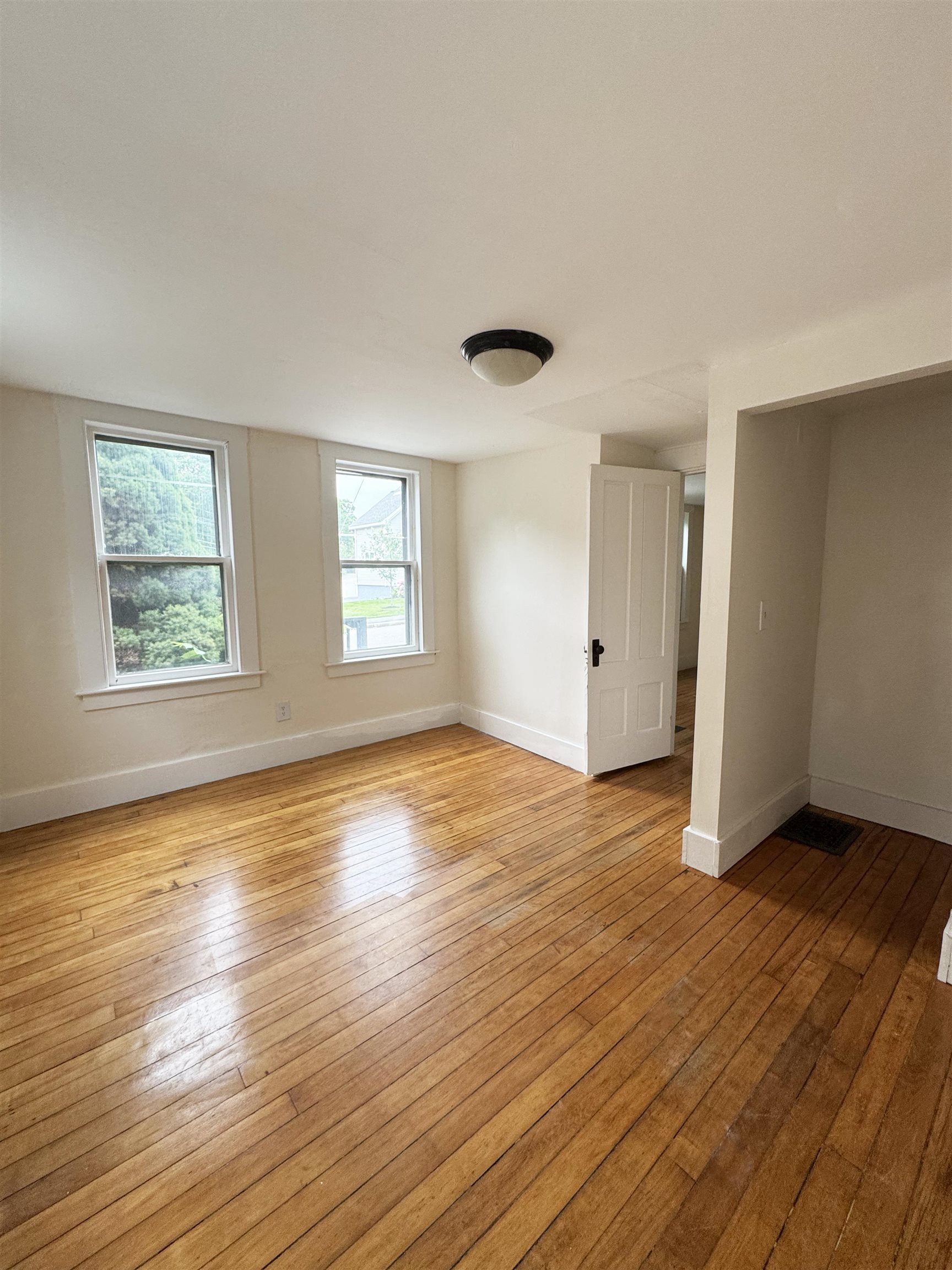 48 New York Street Dover, NH 03820 - Photo 13 of 14