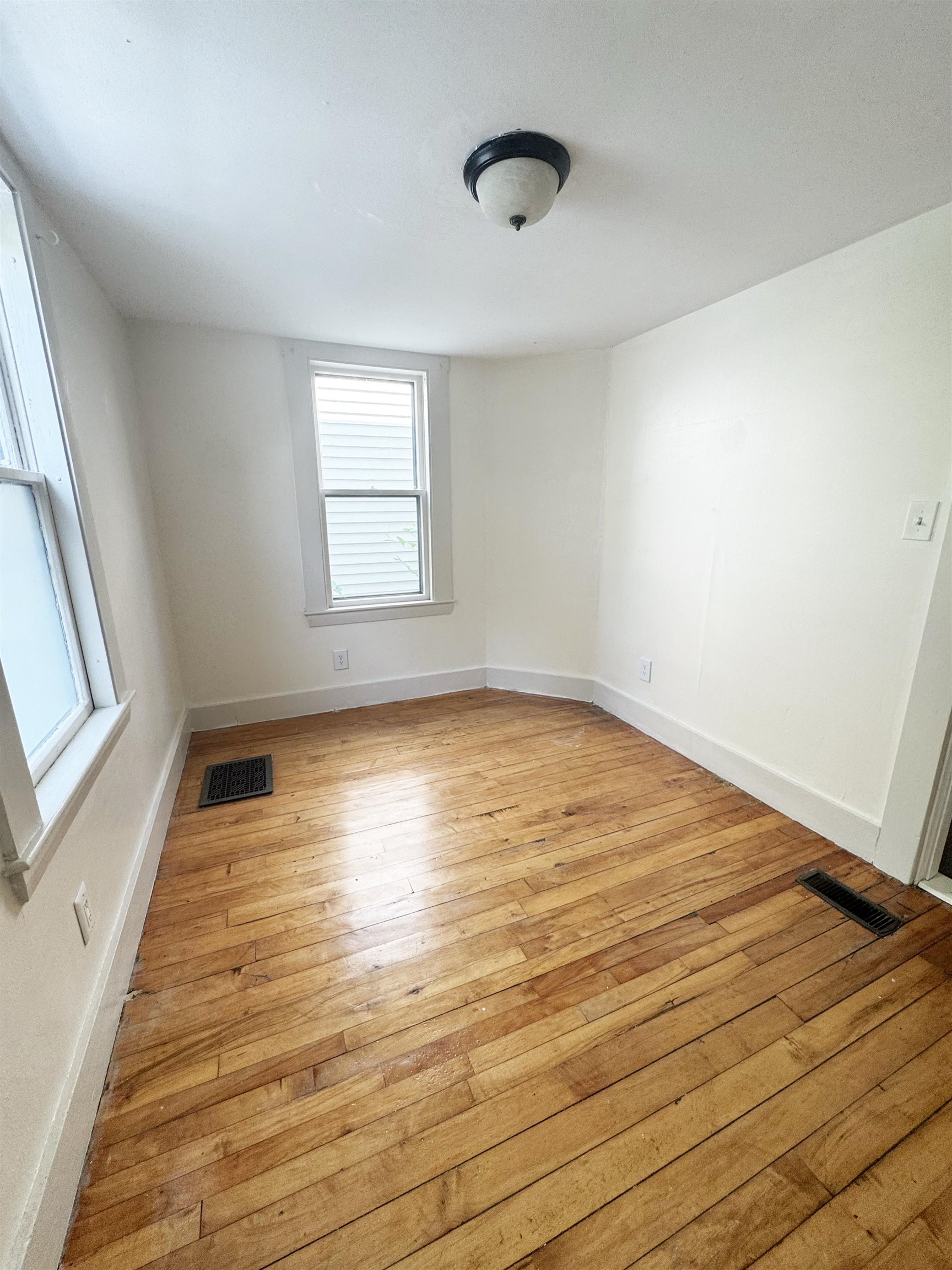 48 New York Street Dover, NH 03820 - Photo 10 of 14