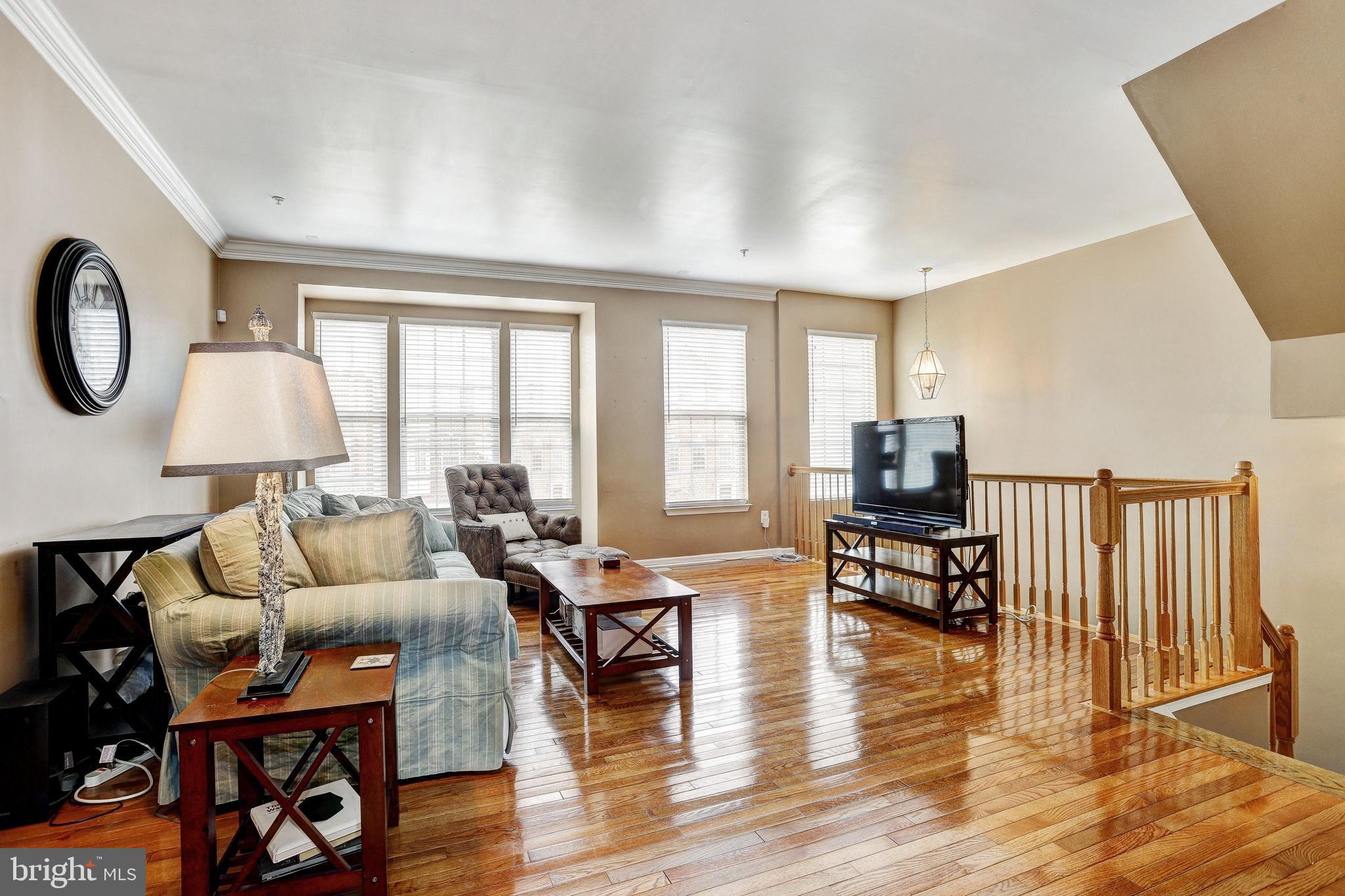 65 Two Rivers Drive Edgewater, MD 21037 - Photo 3 of 30 Living Room