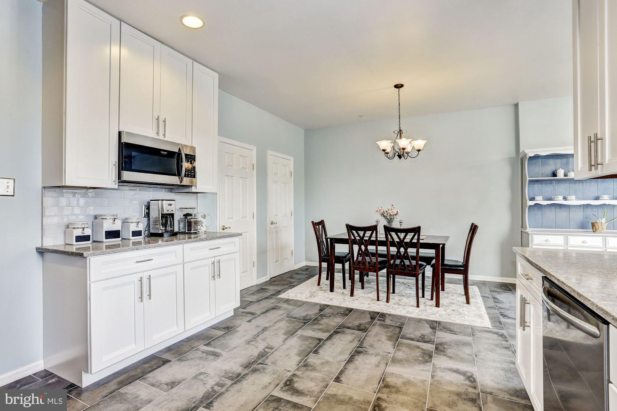 65 Two Rivers Drive Edgewater, MD 21037 - Photo 6 of 30 Kitchen