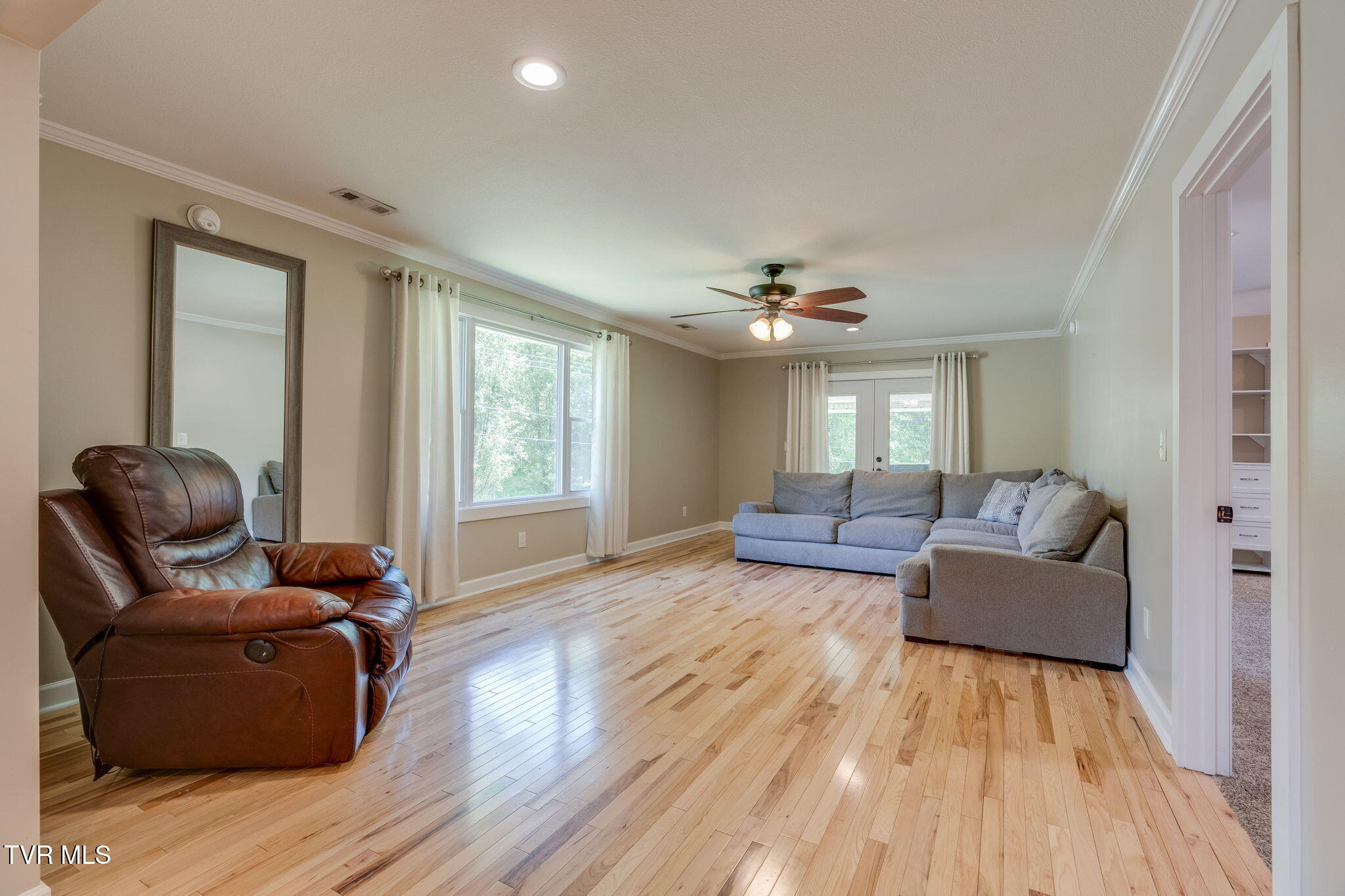 243 Judge Ben Allen Road Elizabethton, TN 37643 - Photo 15 of 58 007