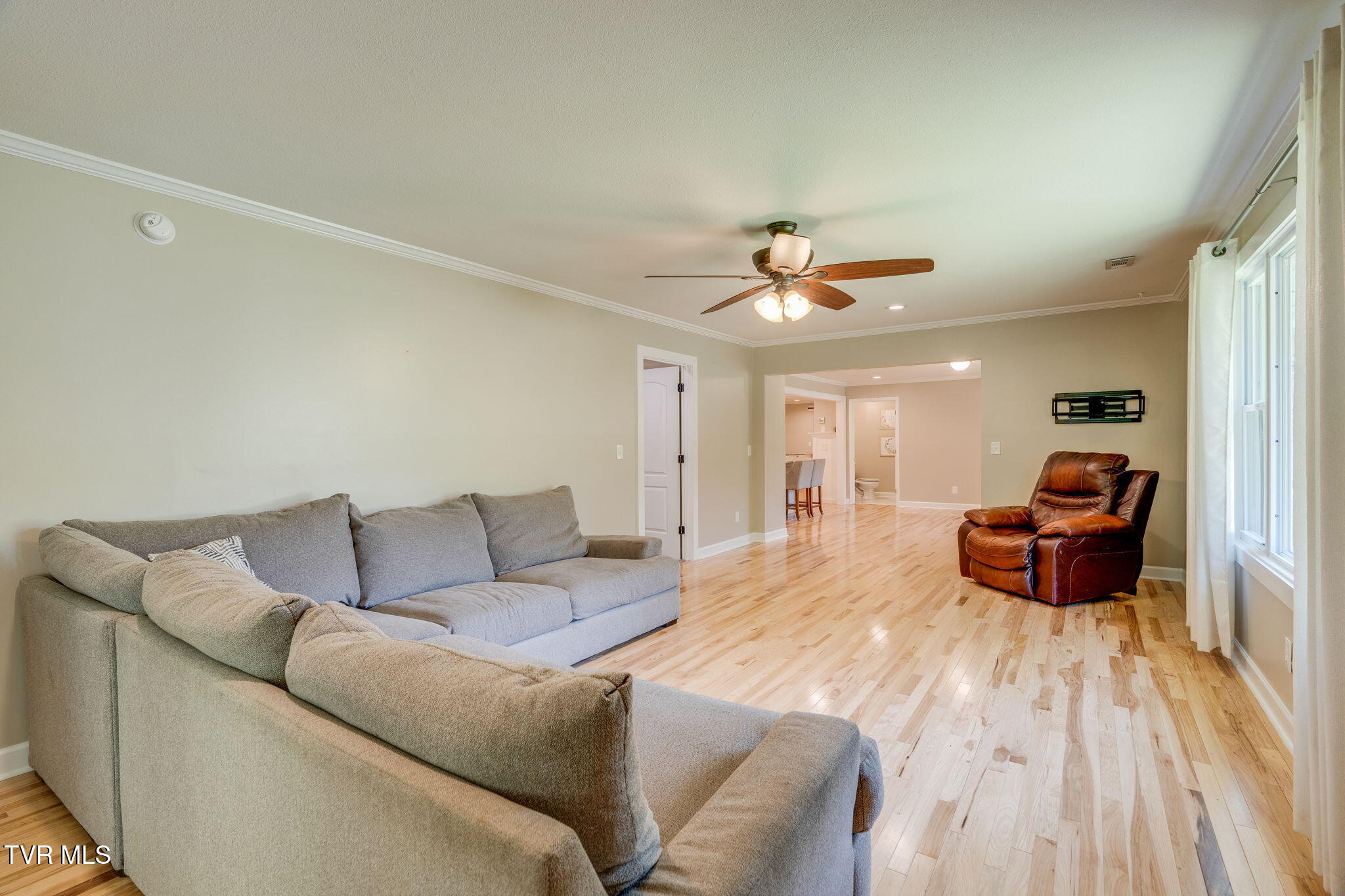243 Judge Ben Allen Road Elizabethton, TN 37643 - Photo 17 of 58 009