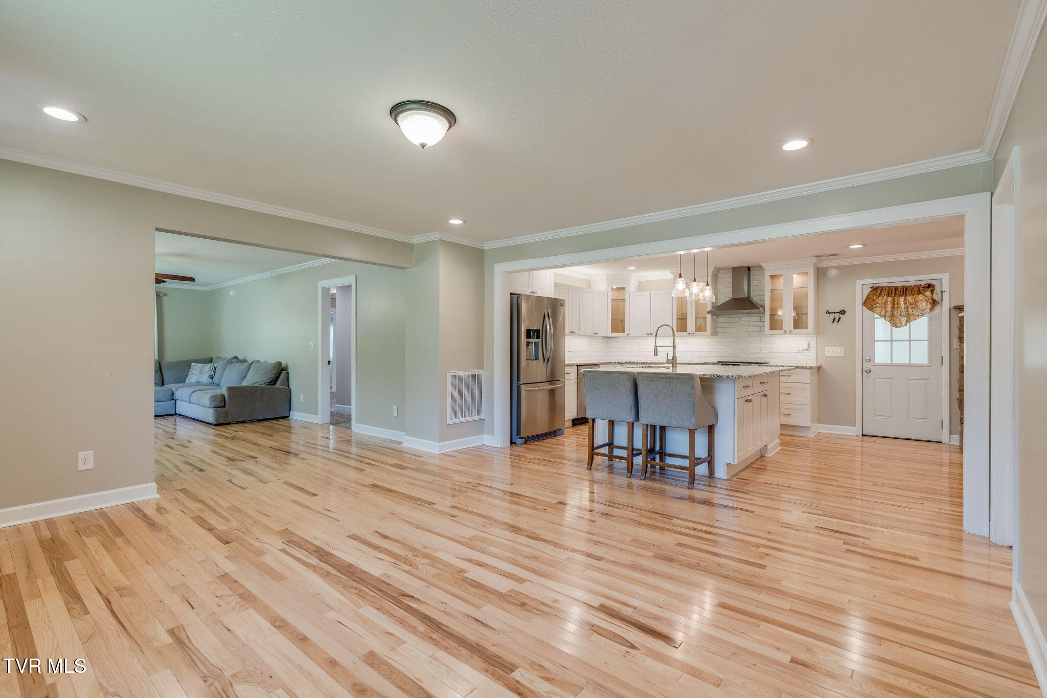 243 Judge Ben Allen Road Elizabethton, TN 37643 - Photo 18 of 58 010