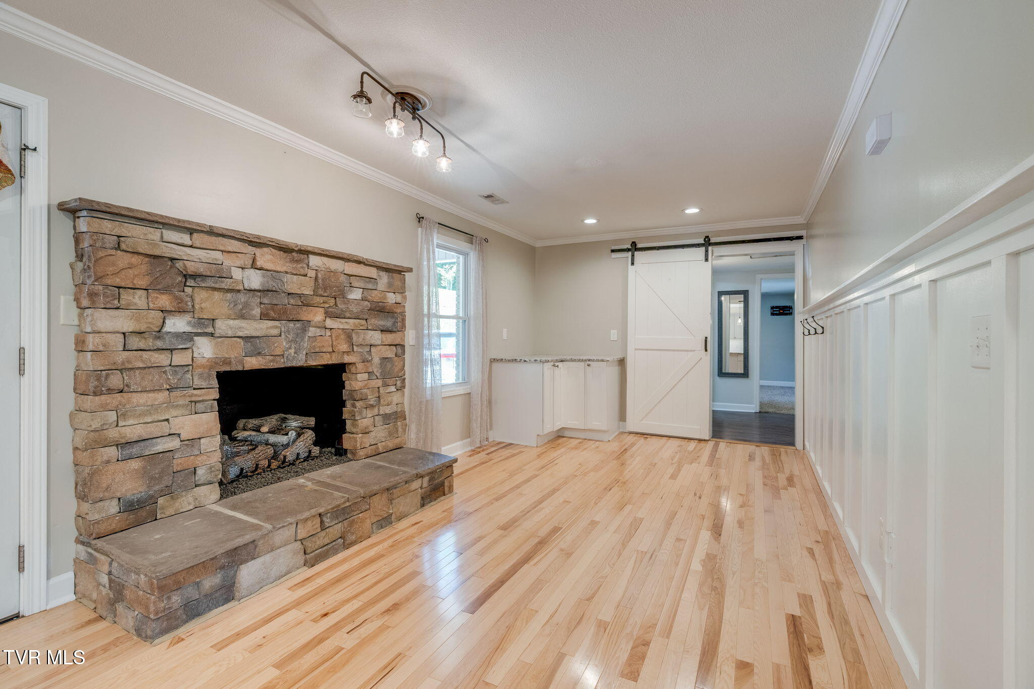 243 Judge Ben Allen Road Elizabethton, TN 37643 - Photo 19 of 58 016